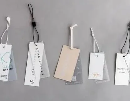 Ready Stock Luxury Paper Cardboard Clothing Hangtags with Swing