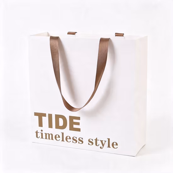 Matte Lamination Gold Foil Printing Logo Paper Gift Shopping Bag for Clothing Boutique 